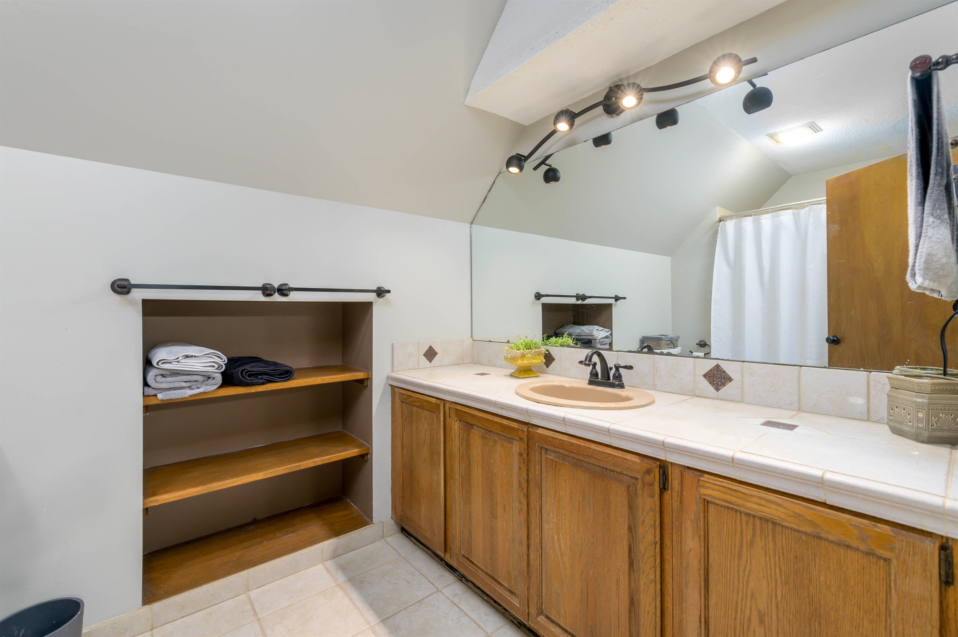 1418 Brendonwood Road Derby, KS 67037 - Photo 12 of 36