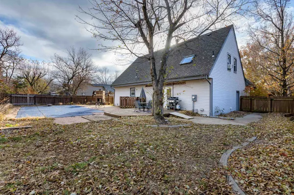 $255,000 | 1418 Brendonwood Road, Derby, KS 67037