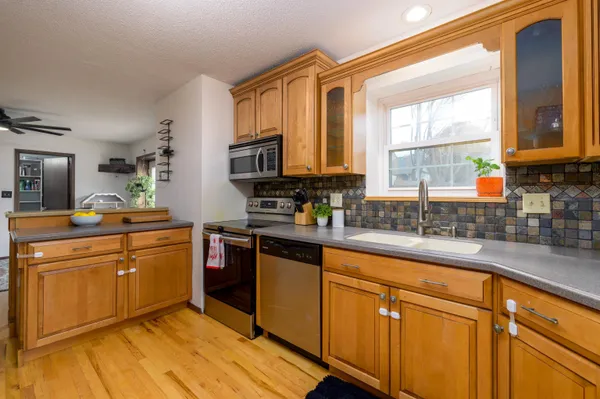 $255,000 | 1418 Brendonwood Road, Derby, KS 67037