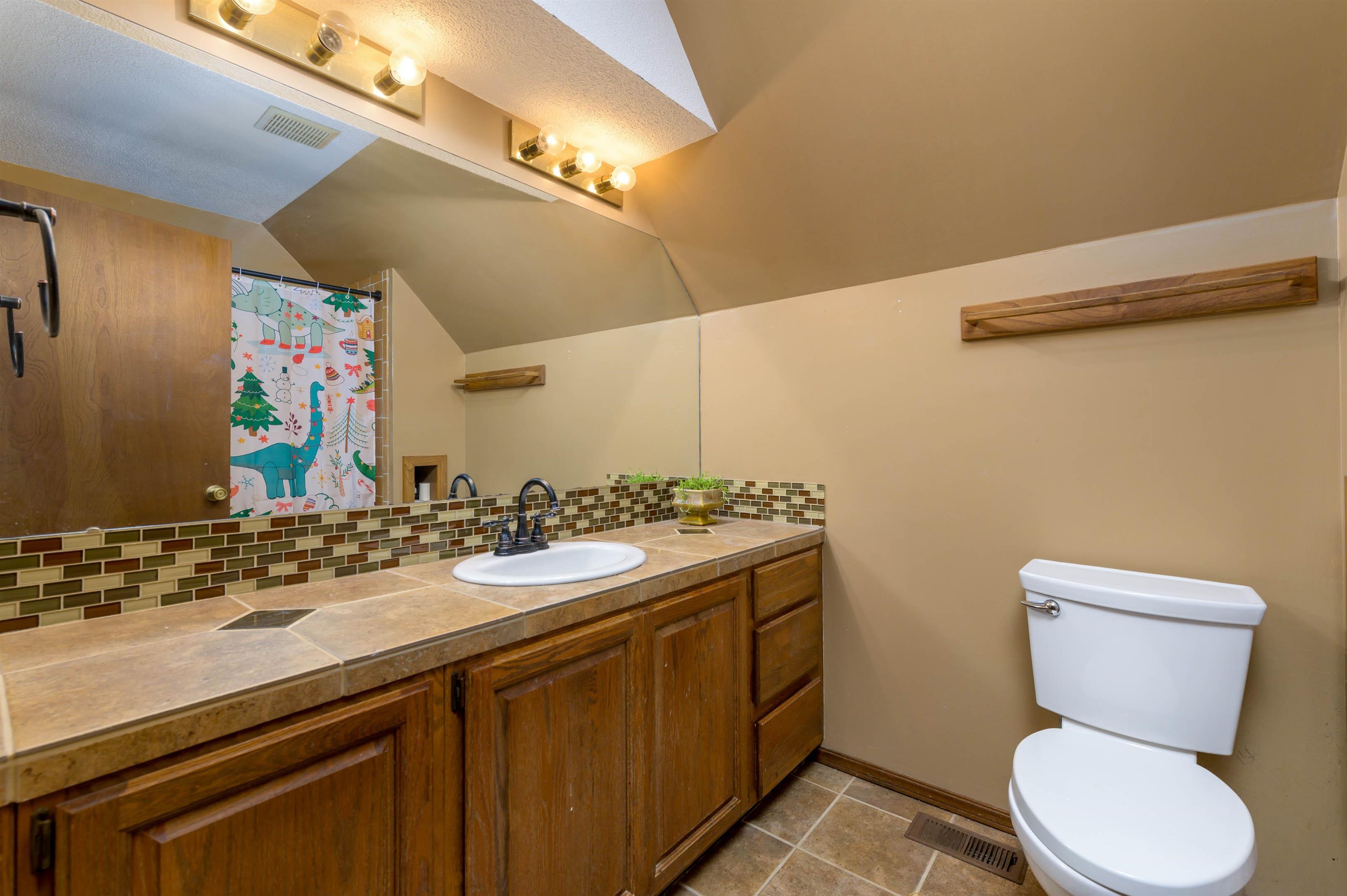 1418 Brendonwood Road Derby, KS 67037 - Photo 7 of 36