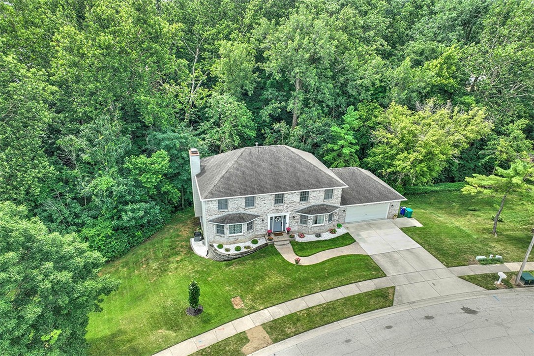 2275 South Franzy Drive Decatur, IL 62521 - Photo 3 of 40 Gallery Image 3