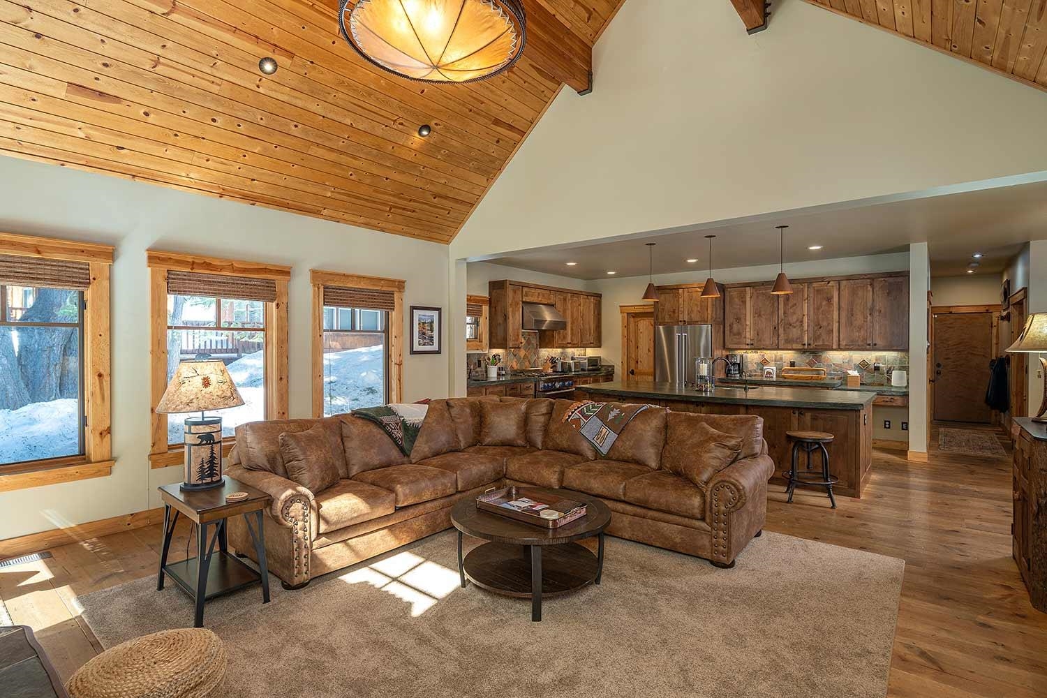 12326 Greenleaf Way Truckee, CA 96161 - Photo 5 of 21