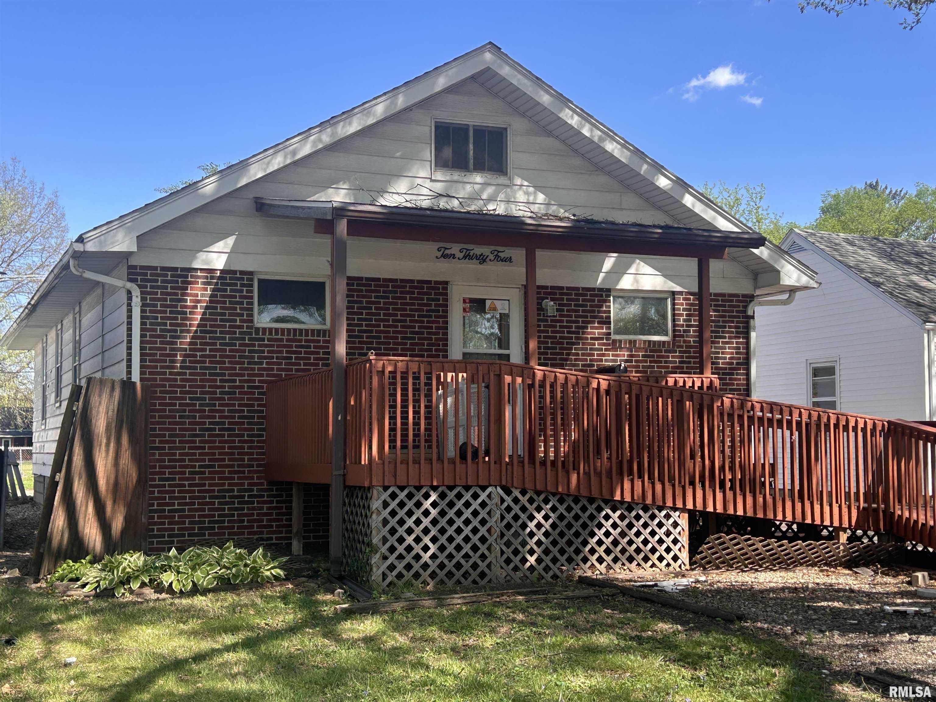 1034 North MacArthur Boulevard Springfield, IL 62702 - Photo 1 of 8 Gallery Image 1