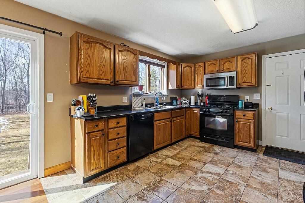 76 Wesley Road Unity, ME 04988 - Photo 4 of 42 Kitchen