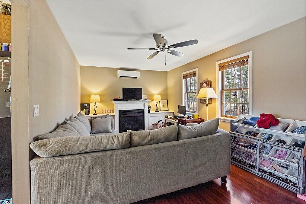 76 Wesley Road Unity, ME 04988 - Photo 9 of 42 Living room
