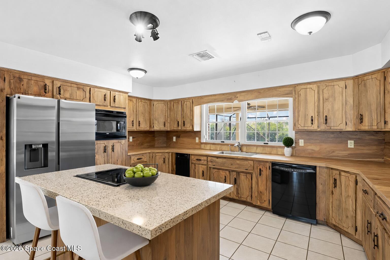 835 Sunswept Road Northeast Palm Bay, FL 32905 - Photo 29 of 46 Kitchen