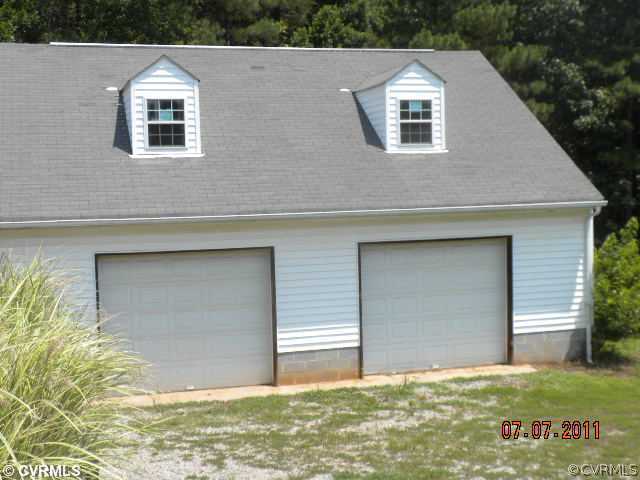 1230 Quail Run Road Powhatan, VA 23139 - Photo 6 of 12 Exterior Front - Detached Garage ----