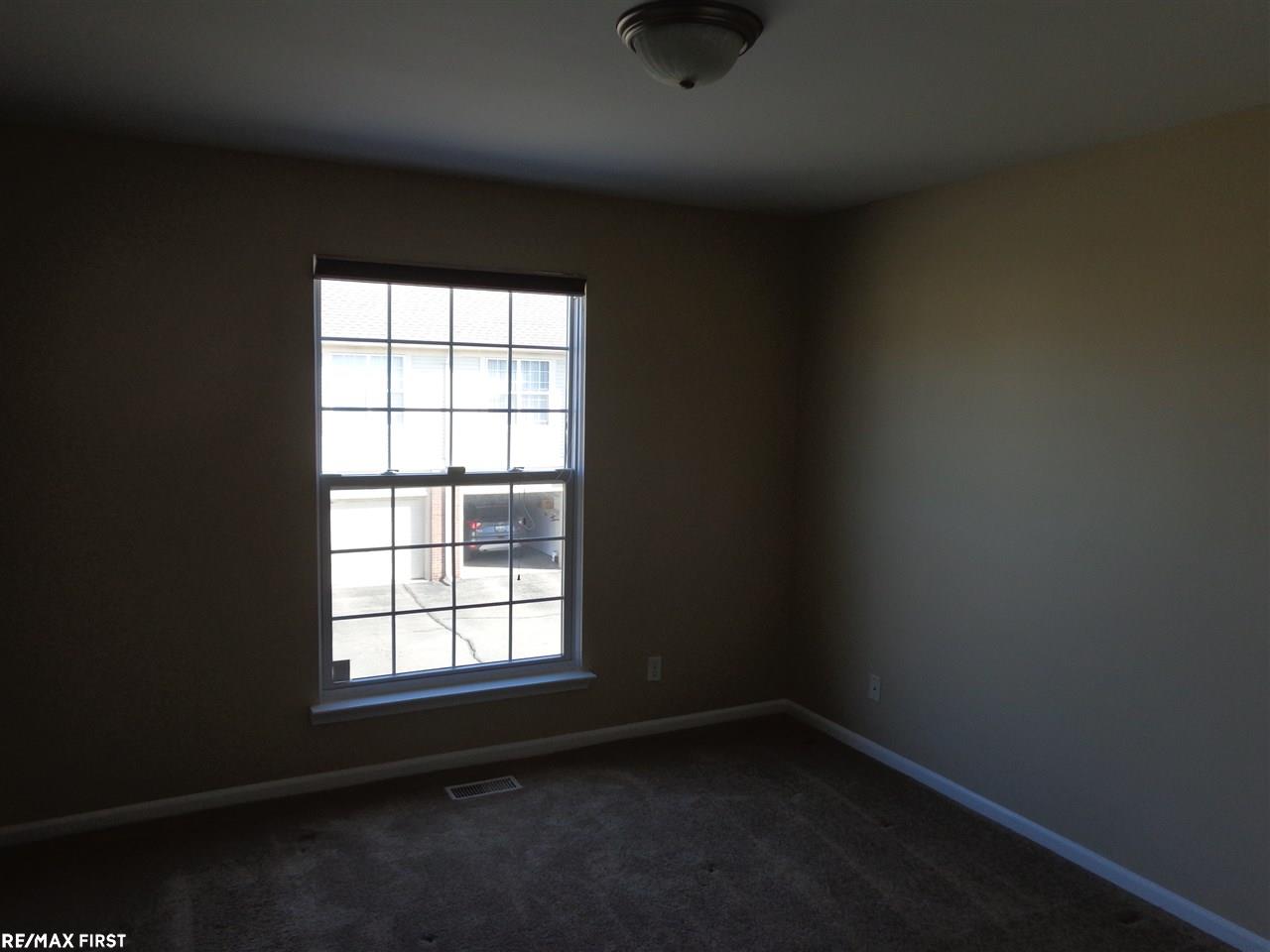 1824 Flagstone Circle Rochester, MI 48307 - Photo 30 of 33