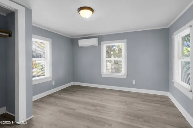 $1,900 | 522 Crawford Street, New Bern, NC 28560