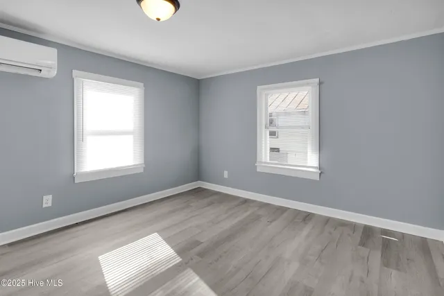 $1,900 | 522 Crawford Street, New Bern, NC 28560