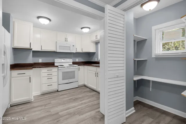 $1,900 | 522 Crawford Street, New Bern, NC 28560