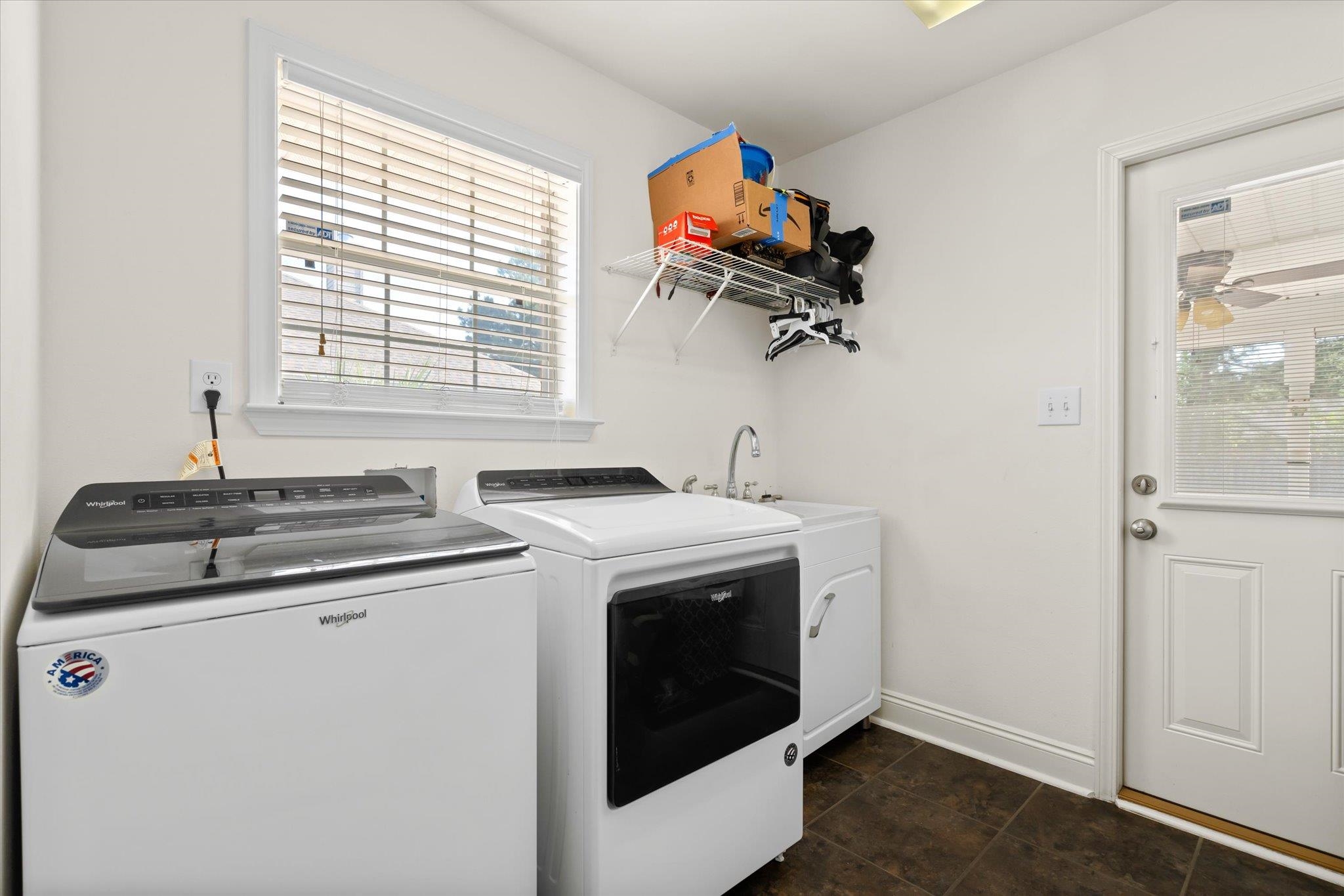 27712 Rileywood Drive Daphne, AL 36526 - Photo 25 of 45 Laundry