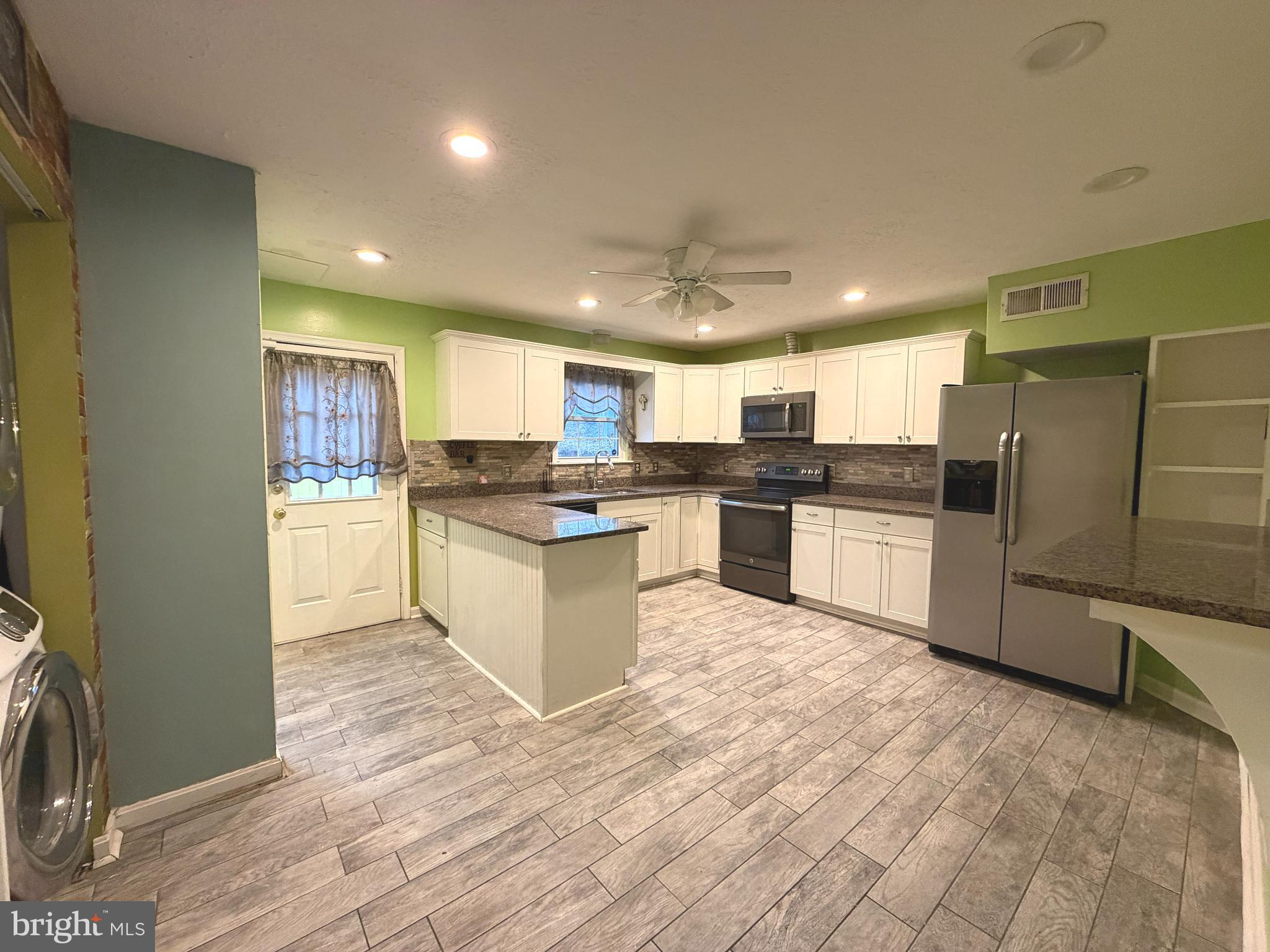 204 Brunswick Road Stephens City, VA 22655 - Photo 6 of 17