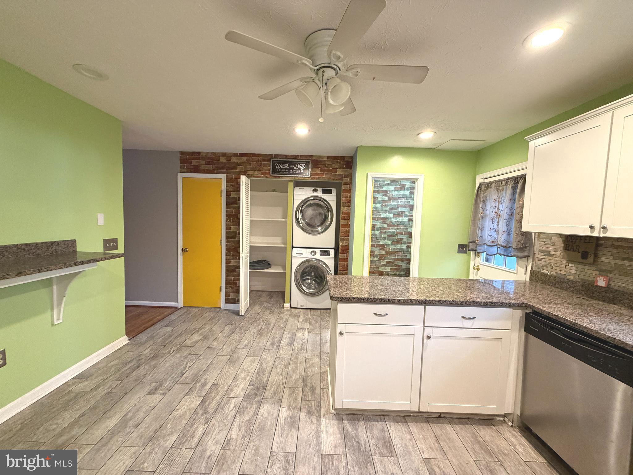 204 Brunswick Road Stephens City, VA 22655 - Photo 7 of 17