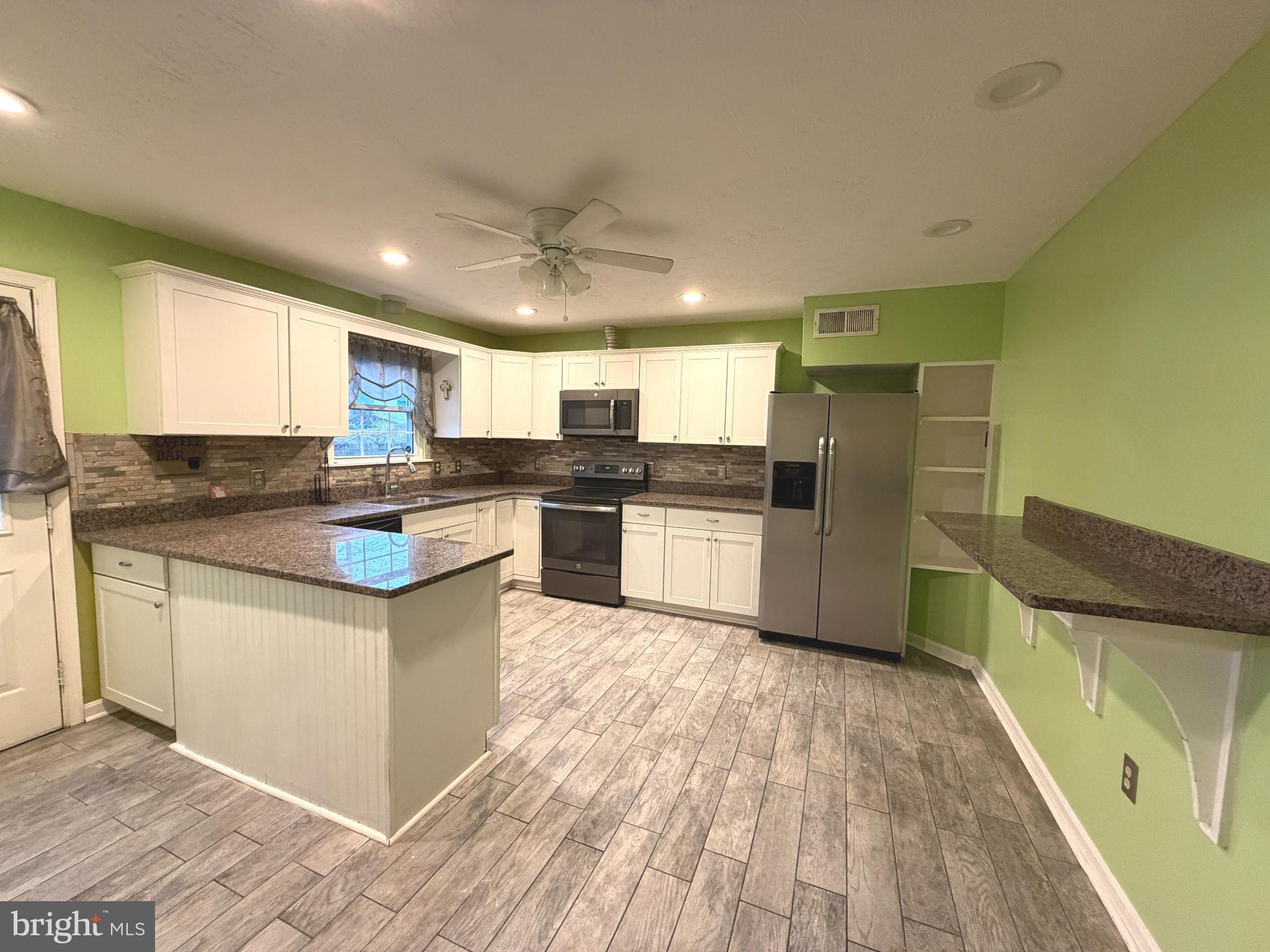 204 Brunswick Road Stephens City, VA 22655 - Photo 8 of 17