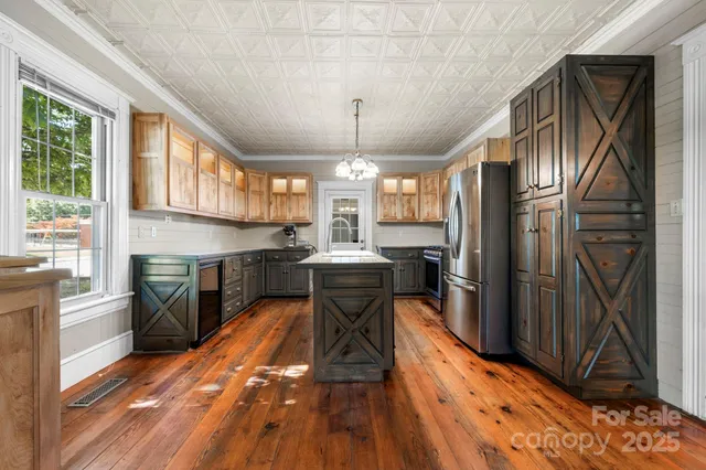 $399,000 | 101 1st Street Northwest, Catawba, NC 28609