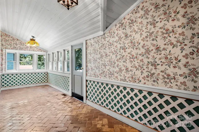 $399,000 | 101 1st Street Northwest, Catawba, NC 28609