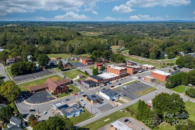 $399,000 | 101 1st Street Northwest, Catawba, NC 28609