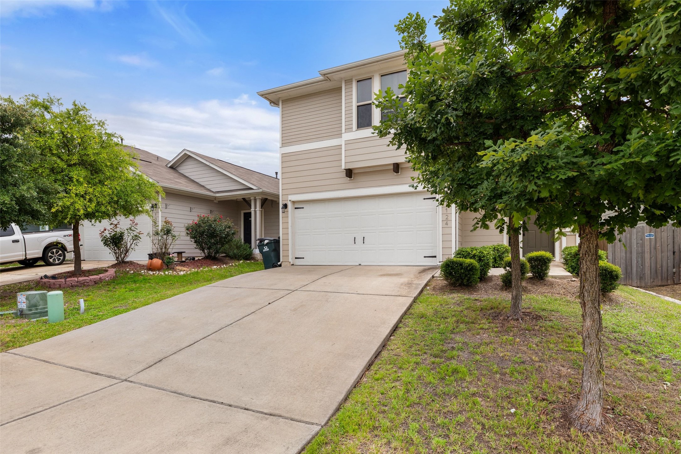 124 Guemal Road Buda, TX 78610 - Photo 2 of 38