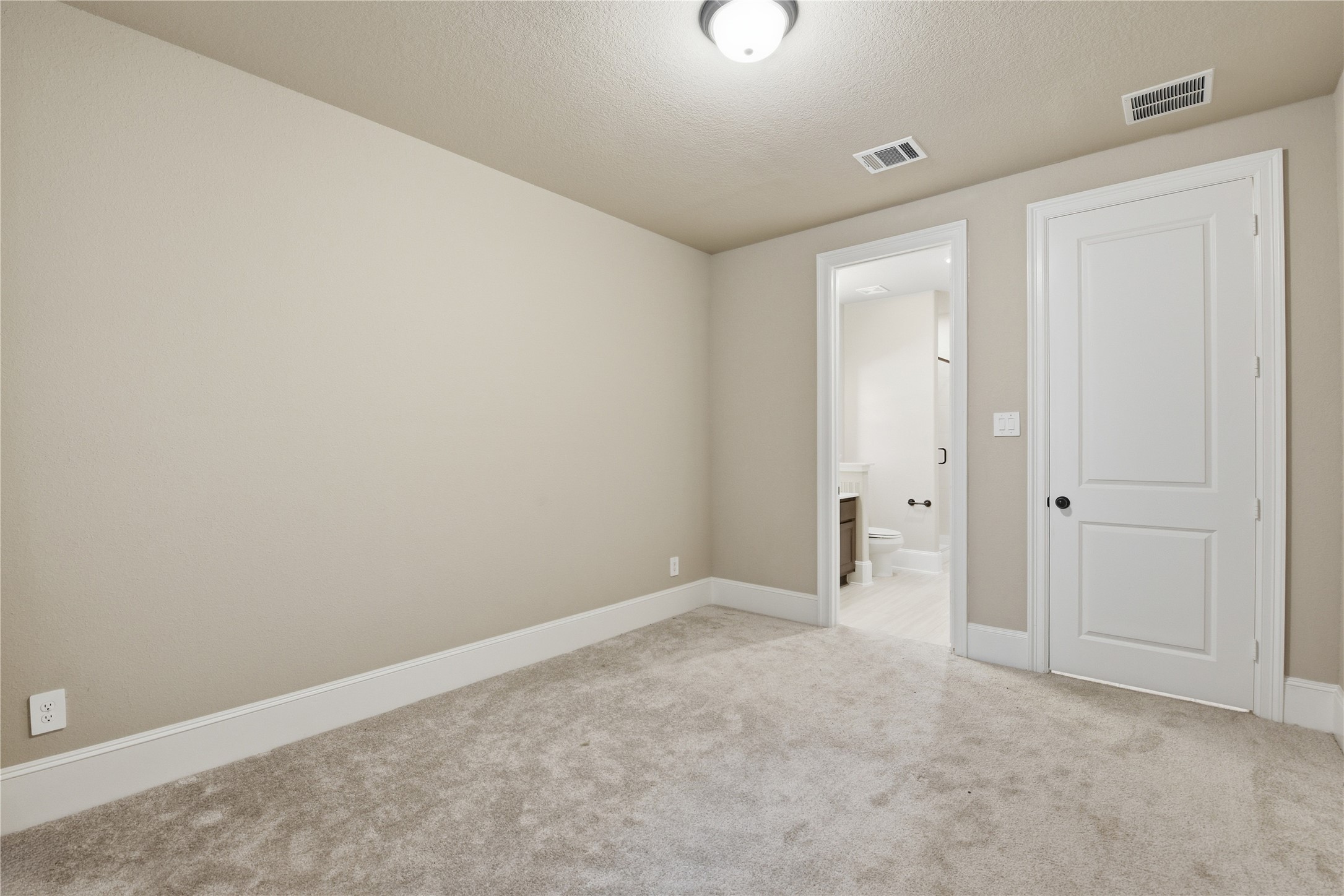 17501 Spice Merlot Lane Conroe, TX 77302 - Photo 34 of 50 a view of an empty room