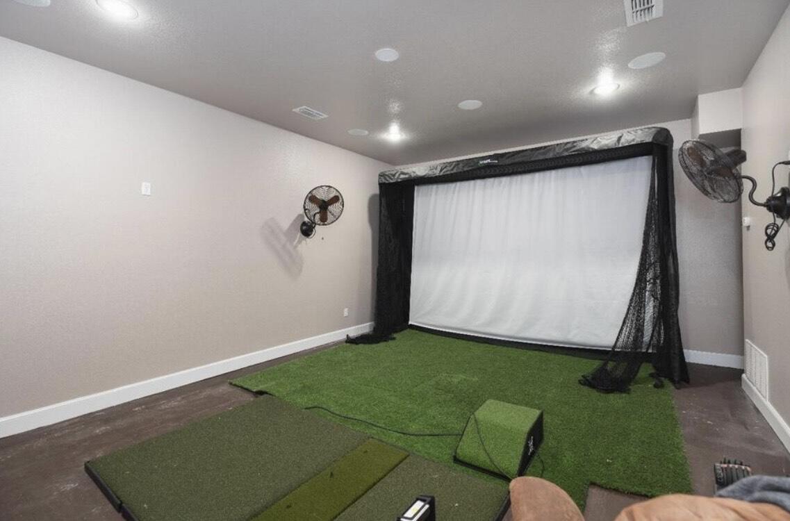 8 West Lakeshore Drive Ransom Canyon, TX 79366 - Photo 36 of 44 a view of a room with gym equipment
