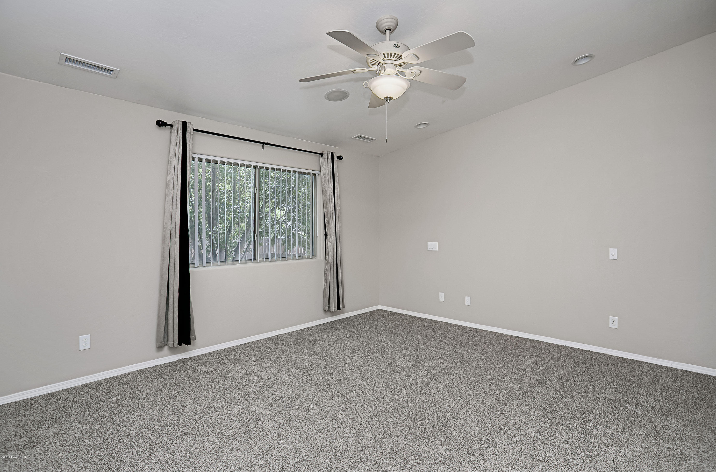 5671 North Long Rifle Road Prescott Valley, AZ 86314 - Photo 9 of 19 Master Bedroom