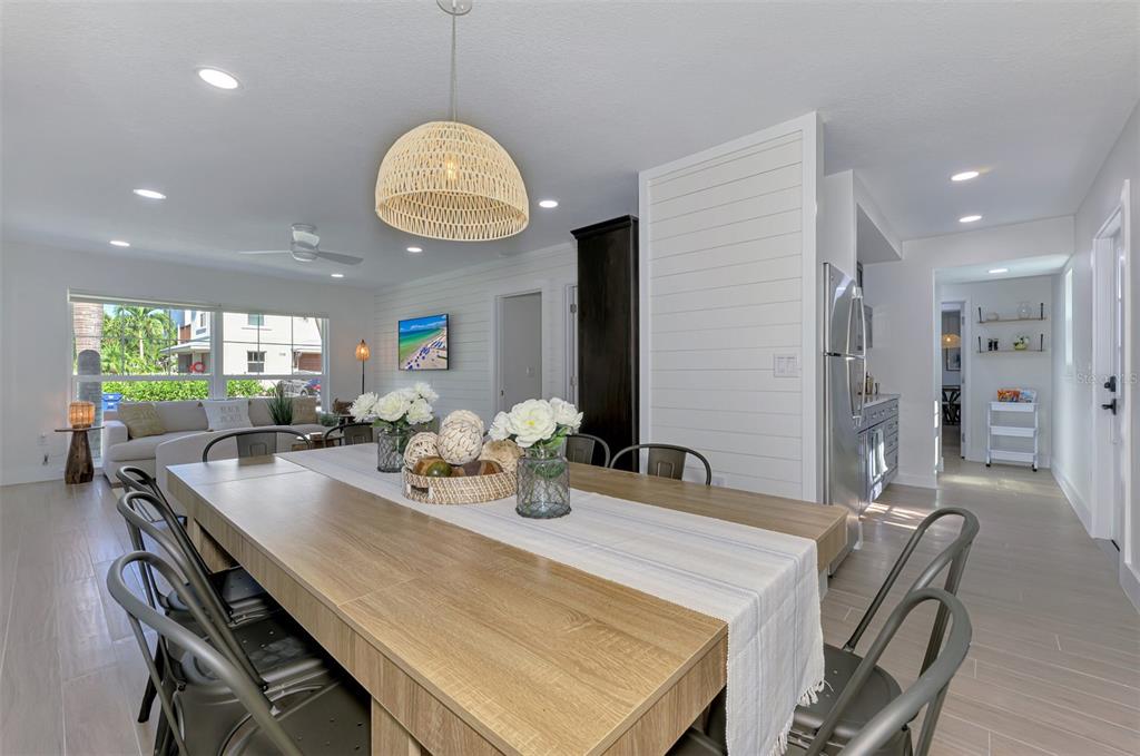 1100 Point Of Rocks Road Sarasota, FL 34242 - Photo 28 of 53 a view of a dining room and livingroom