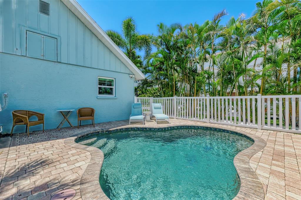 1100 Point Of Rocks Road Sarasota, FL 34242 - Photo 43 of 53