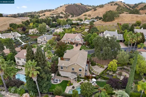 $3,100,000 | 212 Hawk Court, Alamo, CA 94507