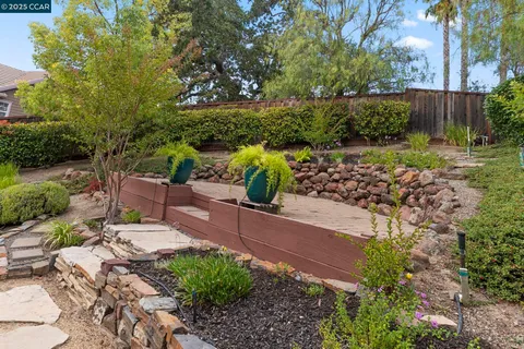 $3,100,000 | 212 Hawk Court, Alamo, CA 94507