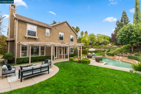 $3,100,000 | 212 Hawk Court, Alamo, CA 94507