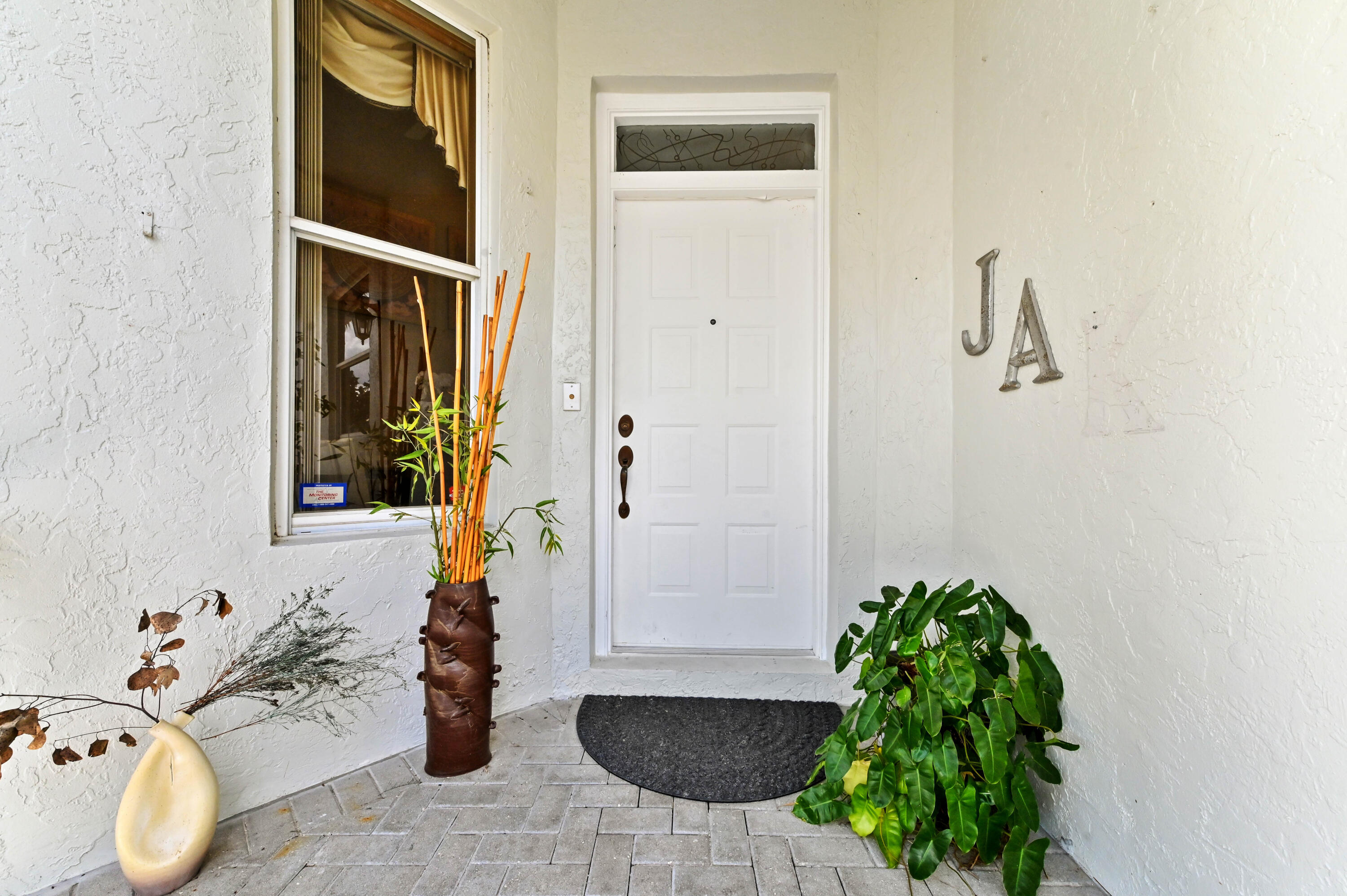 8319 Horseshoe Bay Road Boynton Beach, FL 33472 - Photo 4 of 69 04 entry 01