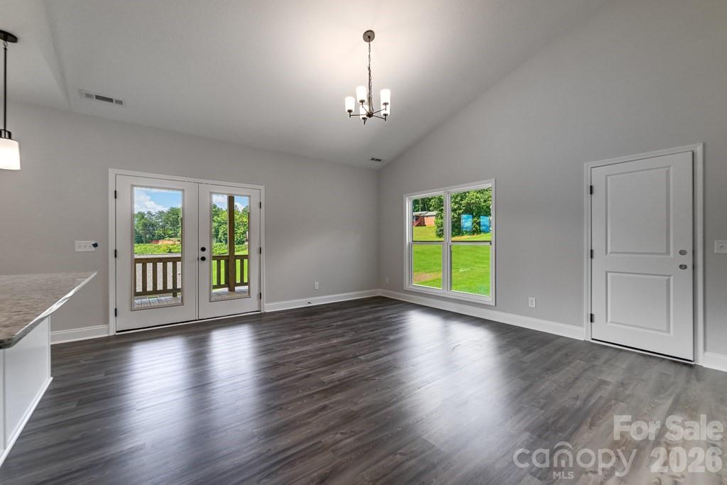 381 Scenic Rdg Circle Franklin, NC 28734 - Photo 11 of 47 Gallery Image 11