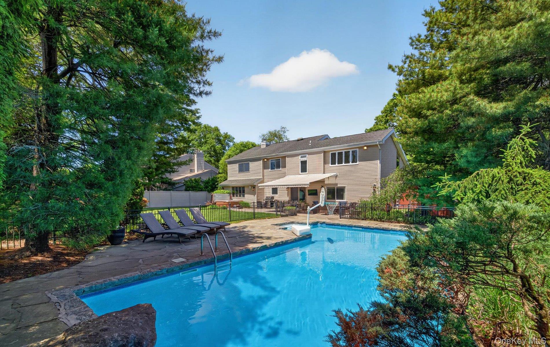 49 Annandale Road Commack, NY 11725 - Photo 37 of 42