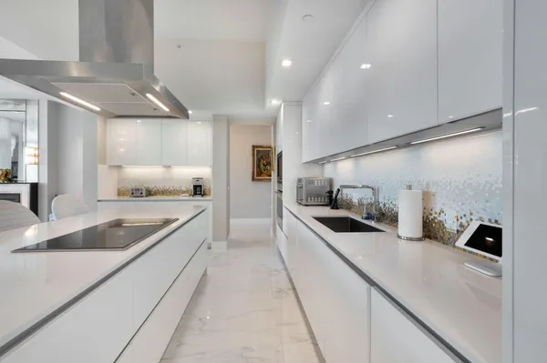 $7,650,000 | 20155 Boca W Drive, Unit PHC902, Boca Raton, FL 33434