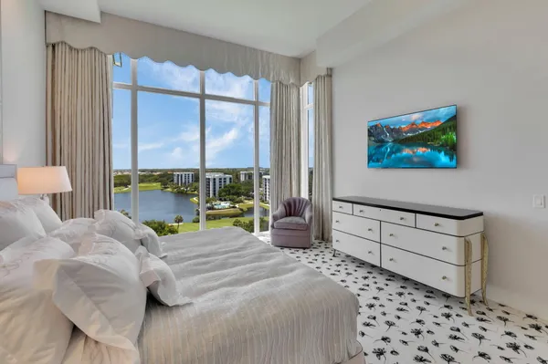 $7,650,000 | 20155 Boca W Drive, Unit PHC902, Boca Raton, FL 33434