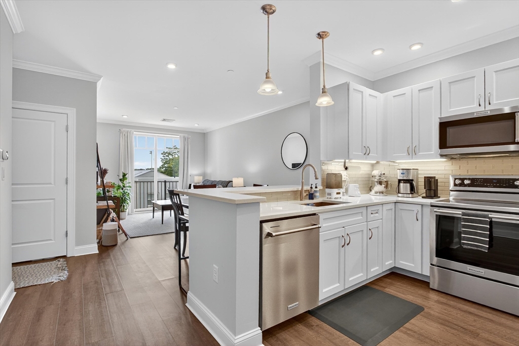 69 Foundry Street, Unit 314 Wakefield, MA 01880 - Photo 5 of 27