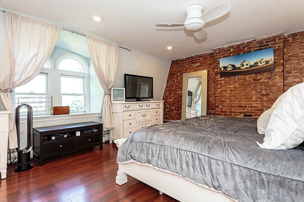214 West Springfield Street, Unit 2 Boston, MA 02118 - Photo 10 of 20 Gallery Image 10