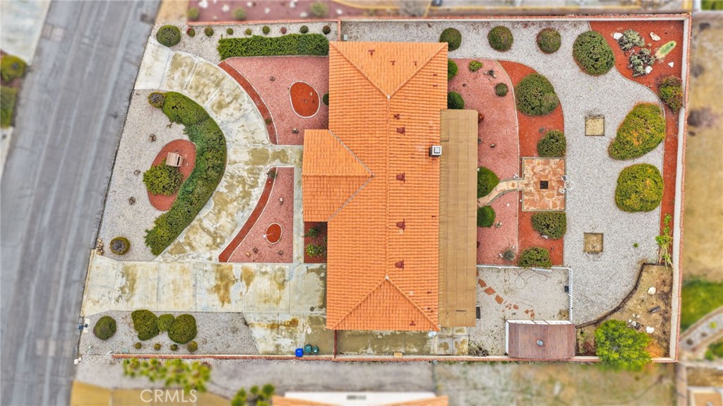 16224 Olalee Road Apple Valley, CA 92307 - Photo 41 of 48 swimming pool with a glass door