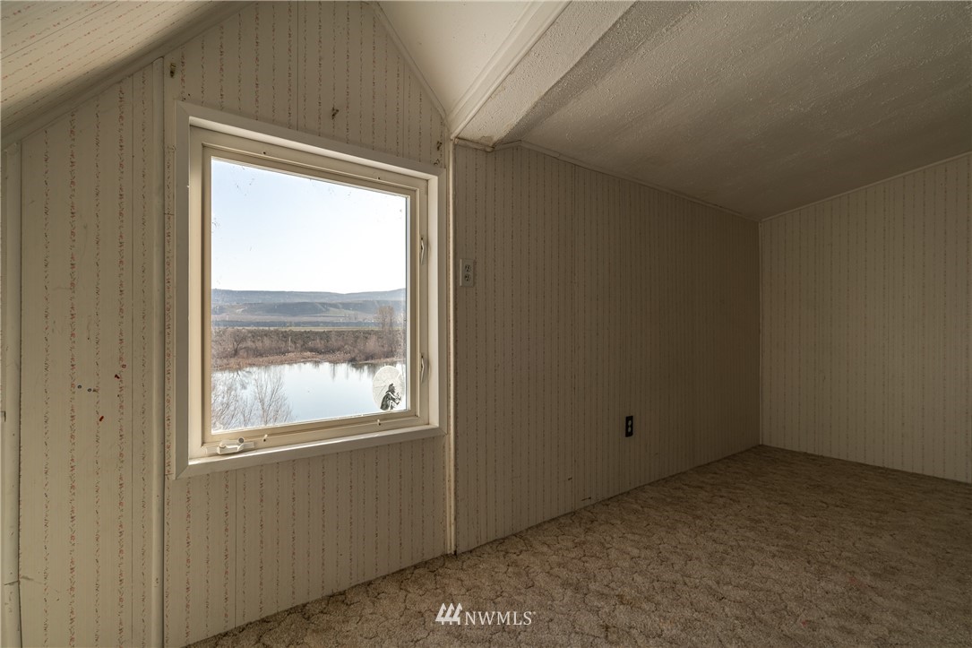 44 Moe Road Northeast Brewster, WA 98812 - Photo 23 of 35 Gallery Image 23