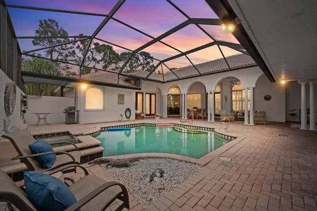 $849,900 | 5303 Southeast Serenoa Terrace, Hobe Sound, FL 33455