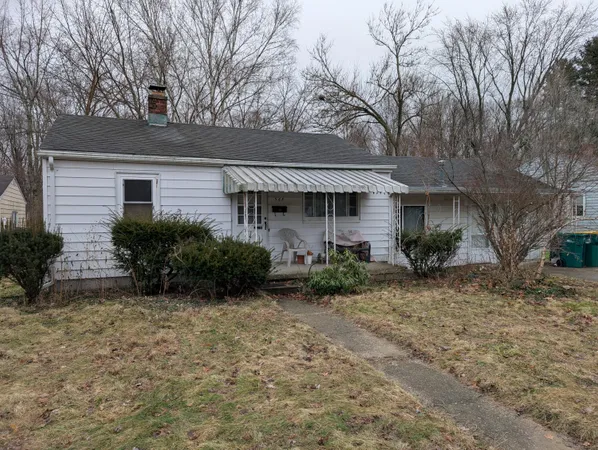 $179,900 | 568 Hunt Place, Ypsilanti, MI 48198