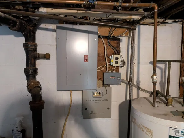 $189,000 | 568 Hunt Place, Ypsilanti, MI 48198