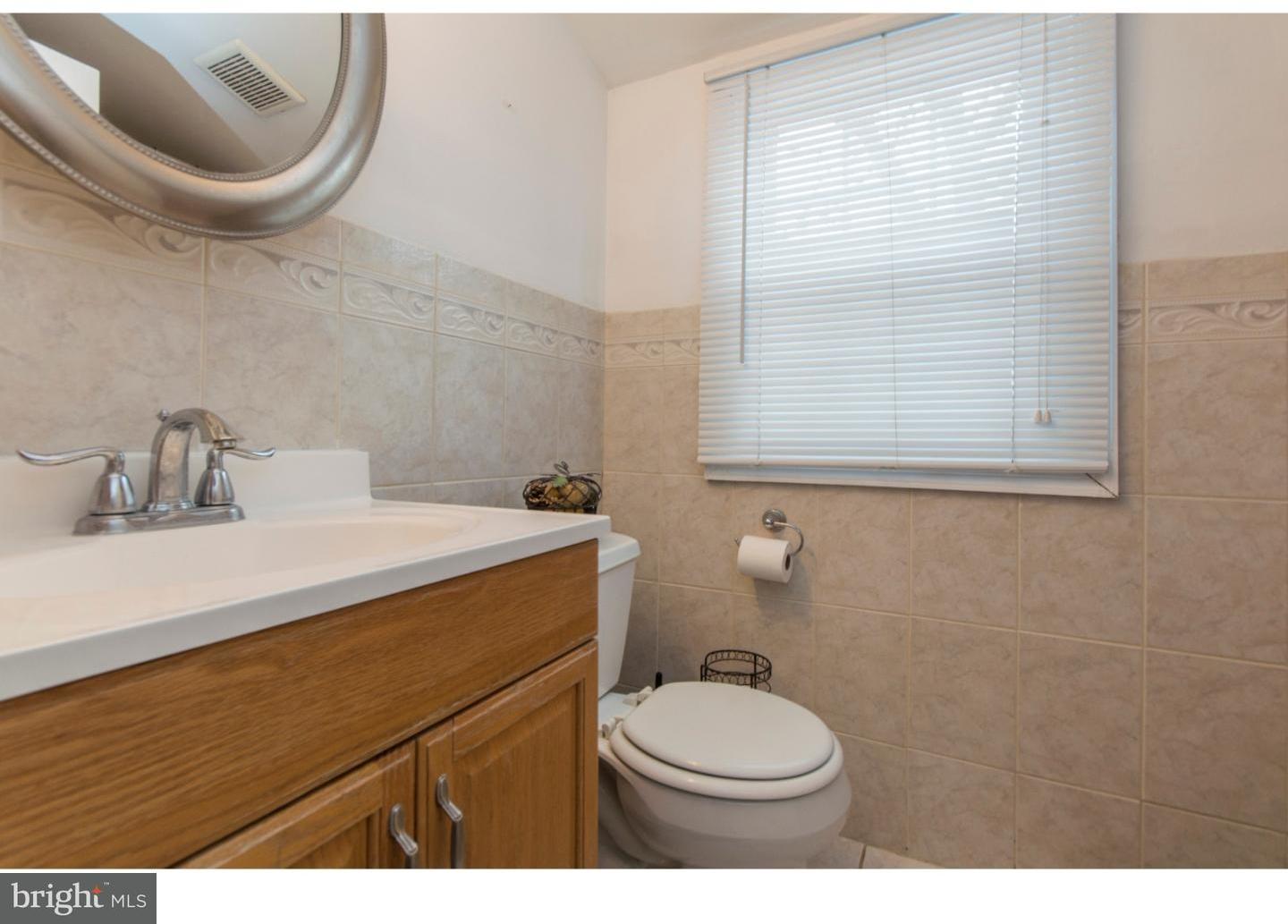 718 Harvard Road Bala Cynwyd, PA 19004 - Photo 10 of 17 Master Bathroom