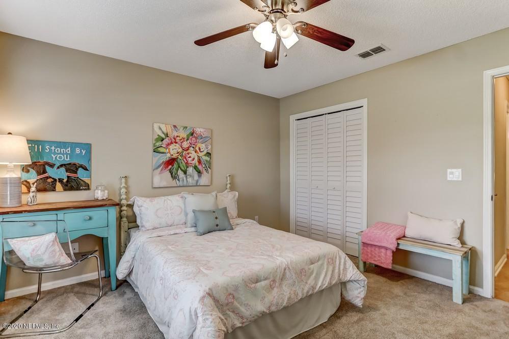 7149 Ridgeglen Court Jacksonville, FL 32216 - Photo 33 of 40 Rave Home Staging Jacksonville (9) WEB