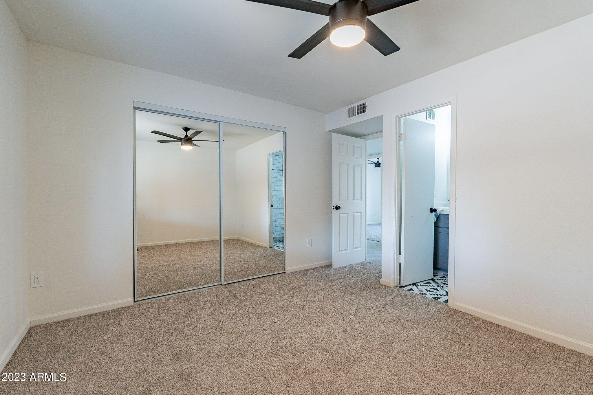 5323 West Coronado Road Phoenix, AZ 85035 - Photo 18 of 29 Primary Suite
