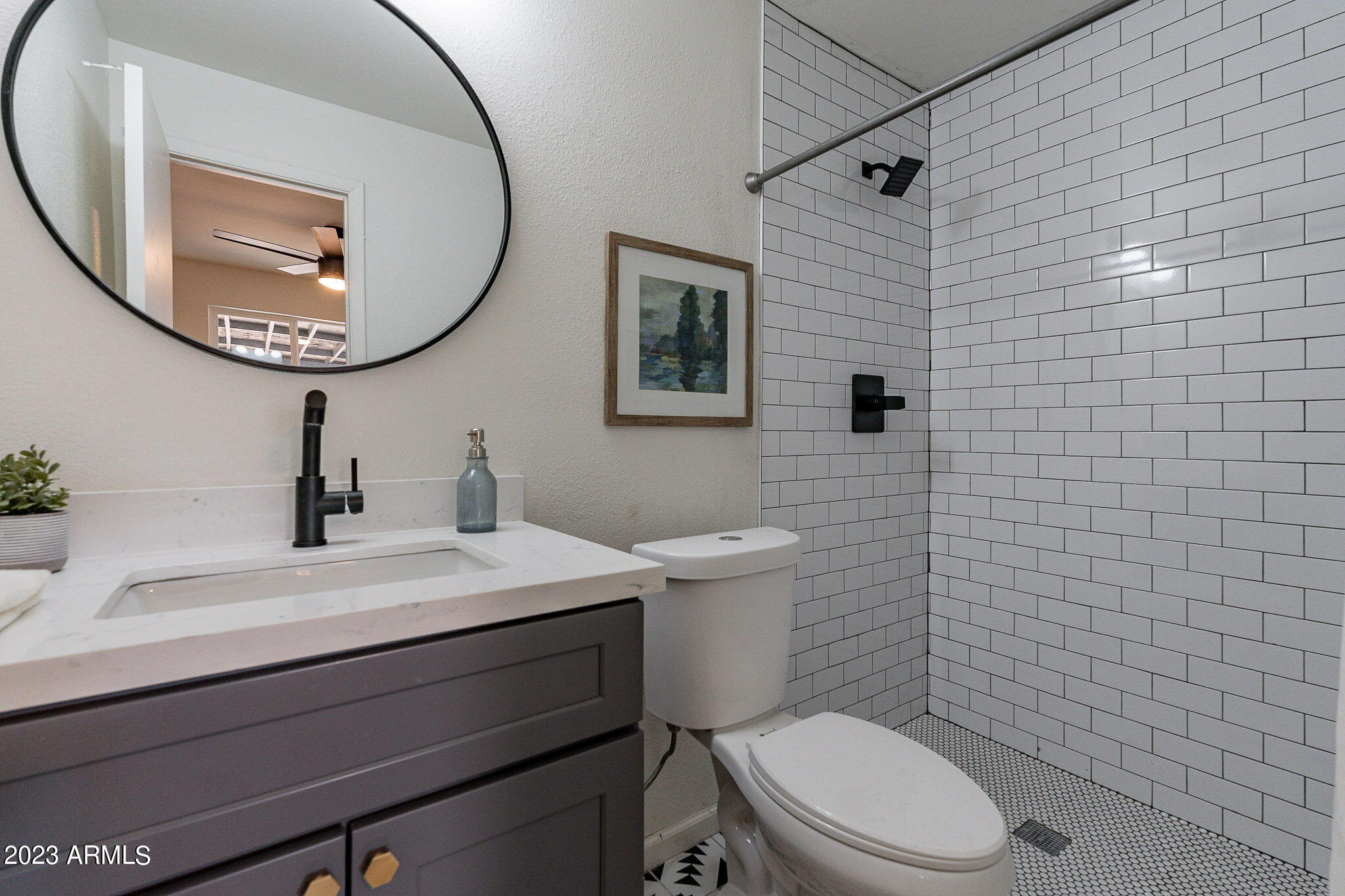 5323 West Coronado Road Phoenix, AZ 85035 - Photo 19 of 29 Primary En-suite