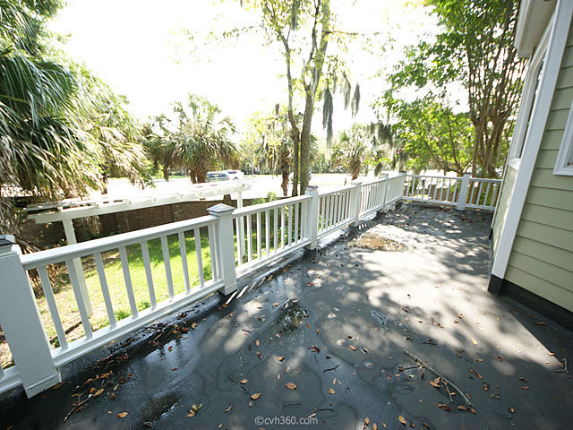 142 Folly Rd Boulevard Charleston, SC 29407 - Photo 38 of 52 Upstairs deck on Carriage House