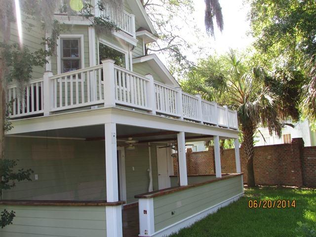 142 Folly Rd Boulevard Charleston, SC 29407 - Photo 6 of 52 Back of Carriage House