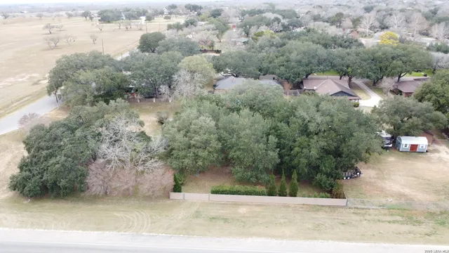 $457,123 | 604 Elm Street, Floresville, TX 78114